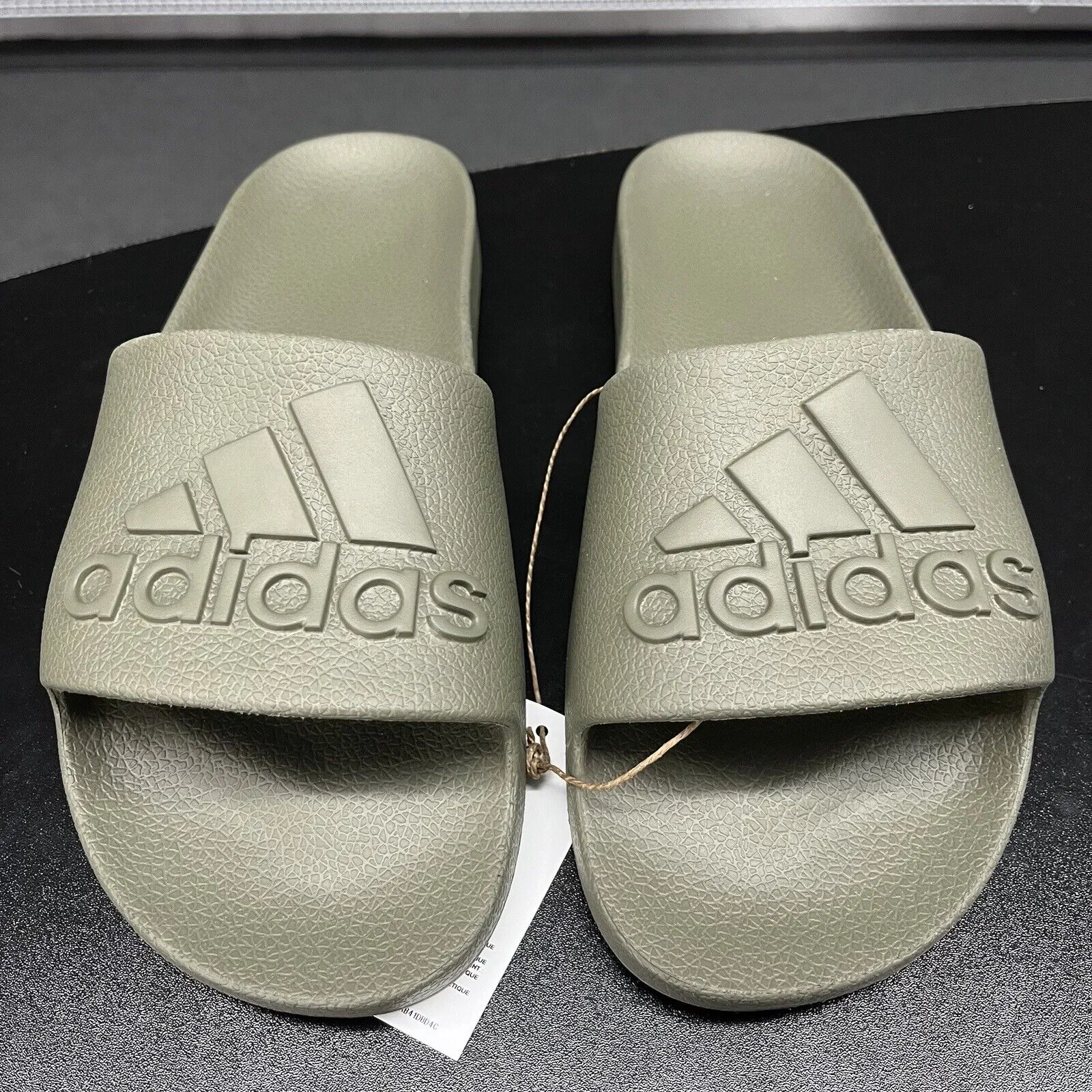 Adidas Slides Adilette Aqua Slip On Sandal IF7372 Men's Size 11 New In Box