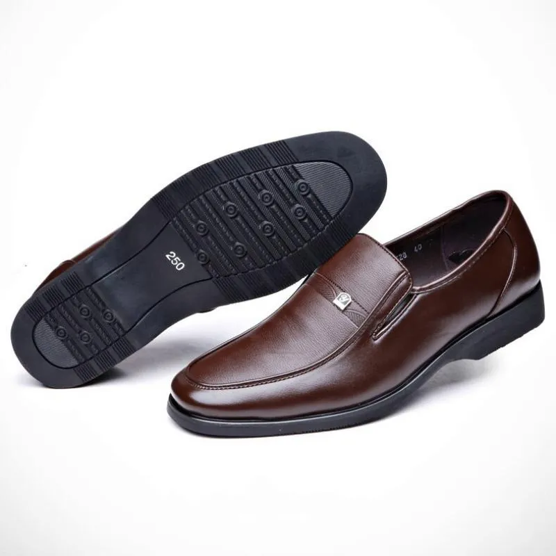 Men's Leather Slip-Ons With Round Toe