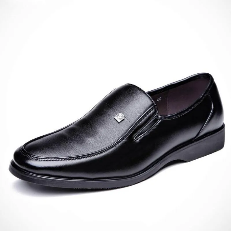 Men's Leather Slip-Ons With Round Toe