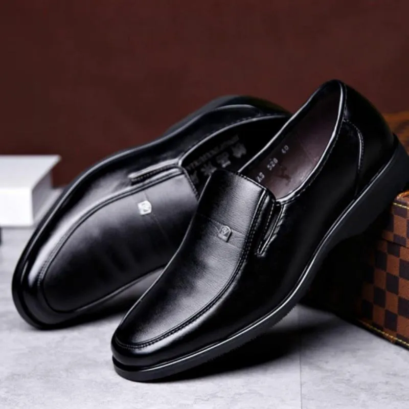 Men's Leather Slip-Ons With Round Toe