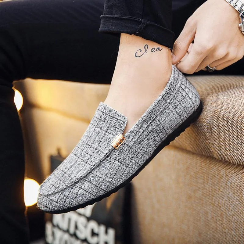 Men's Spring Leather Loafers With Metal Decoration